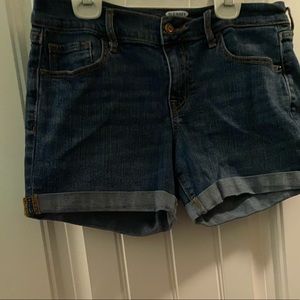 Dark wash denim shorts!